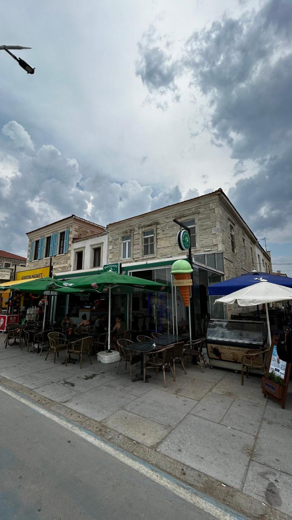 Maydanoz Otel Foça Exterior foto